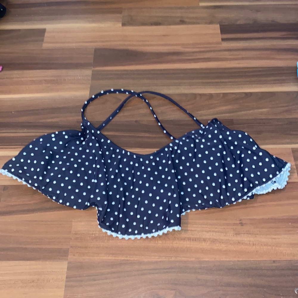 Xhilaration size L bikini top